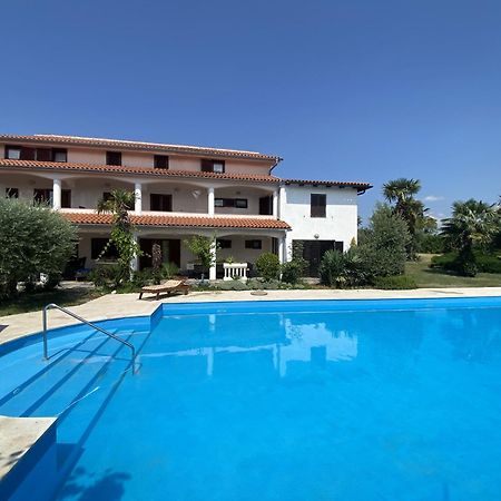 Residence Angiolina Nova Vas  Екстериор снимка