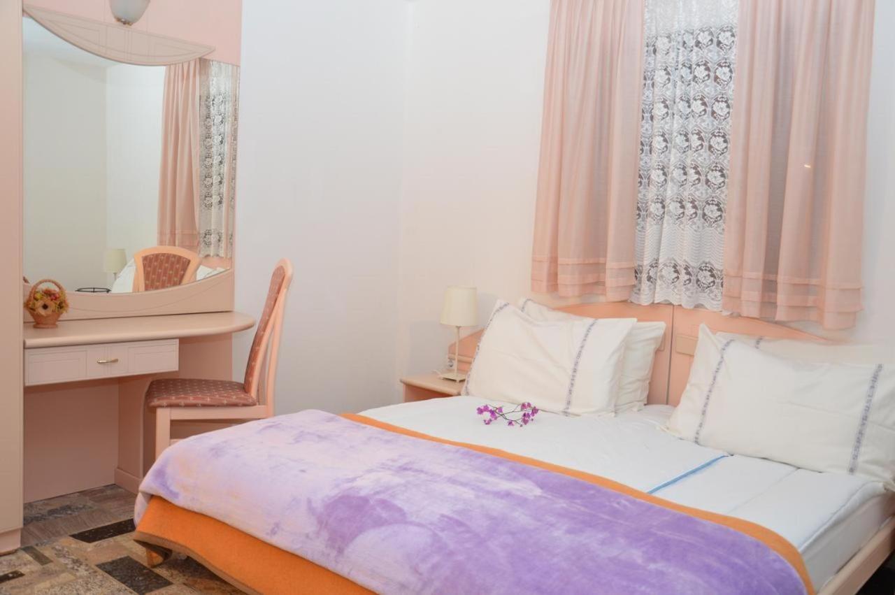 Residence Angiolina Nova Vas  Екстериор снимка