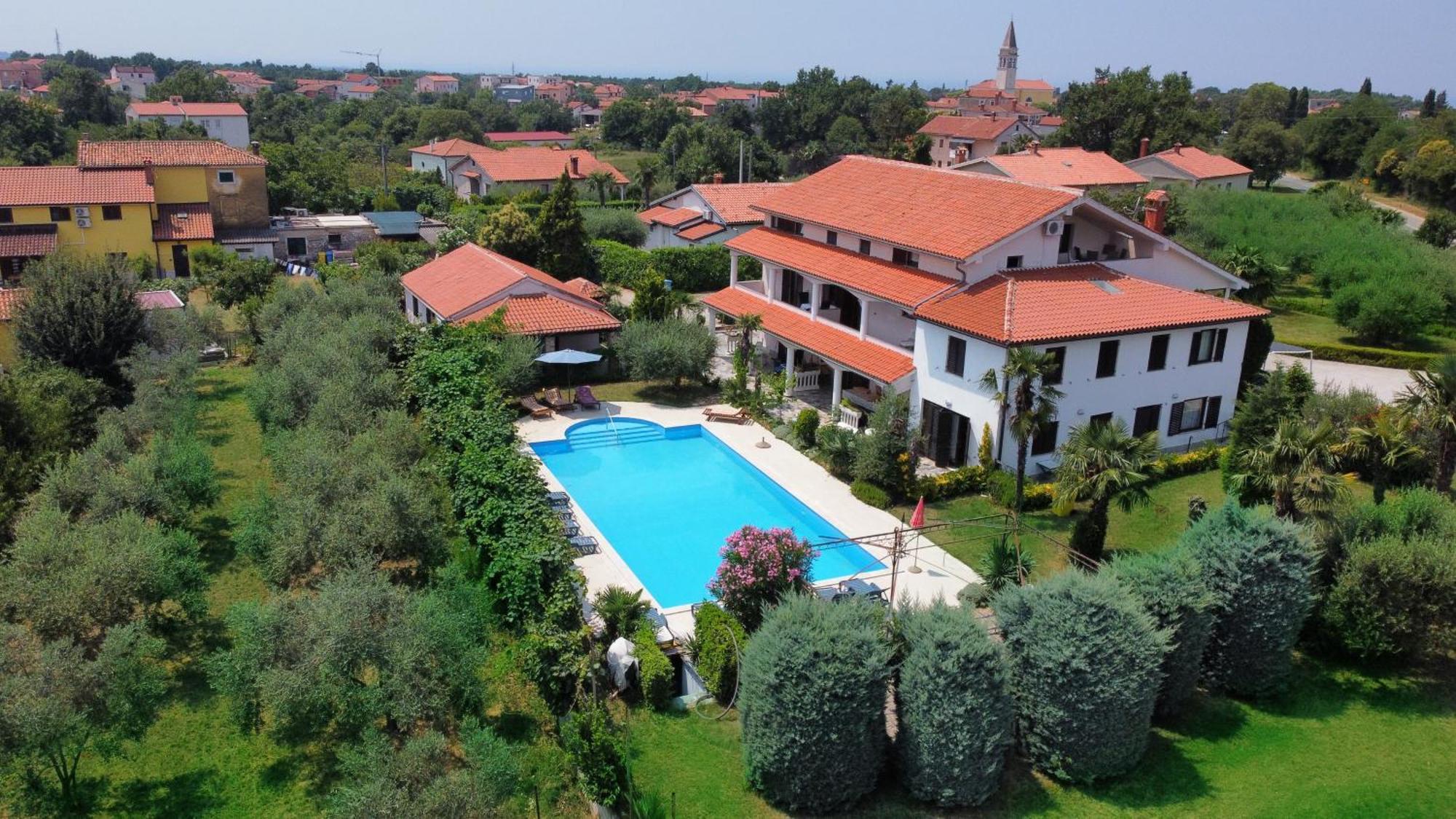 Residence Angiolina Nova Vas  Екстериор снимка